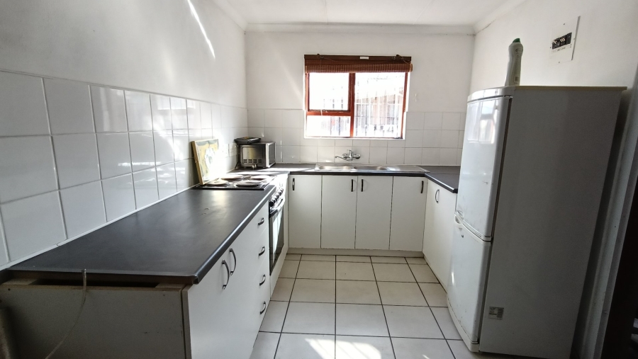 4 Bedroom Property for Sale in Delvillepark Western Cape